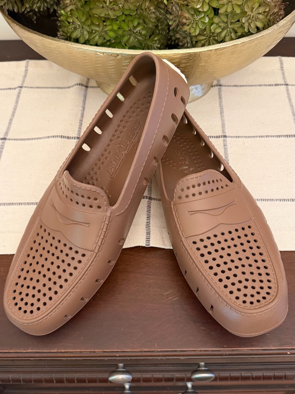 FLOAFERS Men’s Size 13 Brown Slip-On Water Shoes EUC Beach Boating Vacay Resort